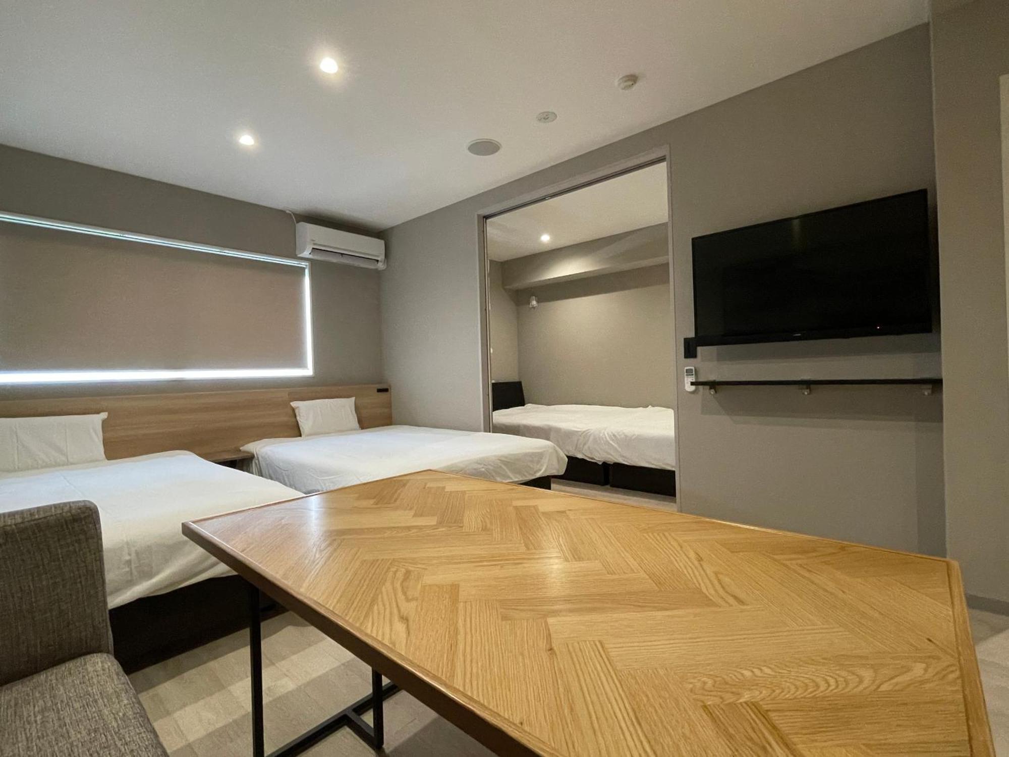 Comforts81 Shinsaibashi أوساكا المظهر الخارجي الصورة