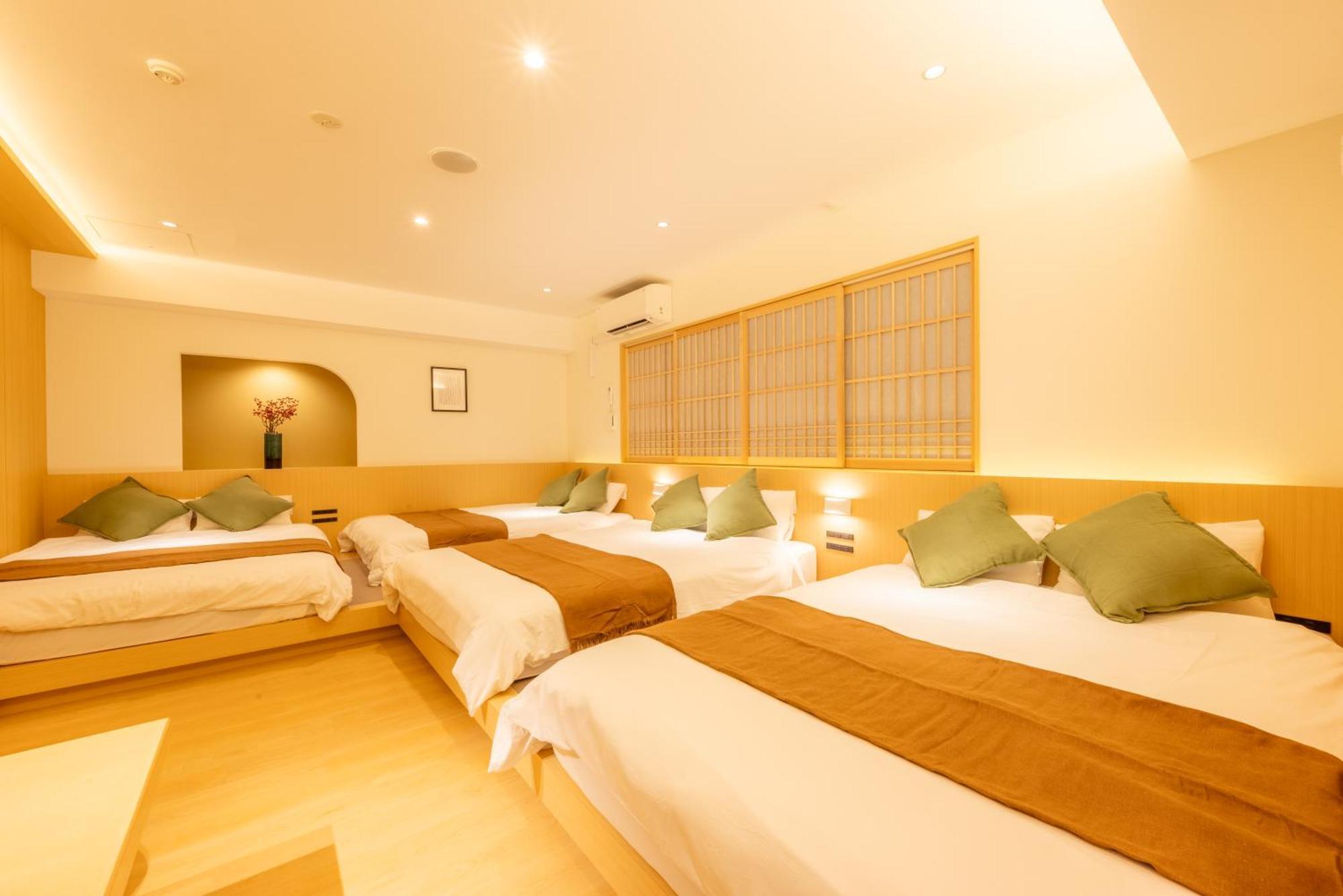 Comforts81 Shinsaibashi أوساكا الغرفة الصورة