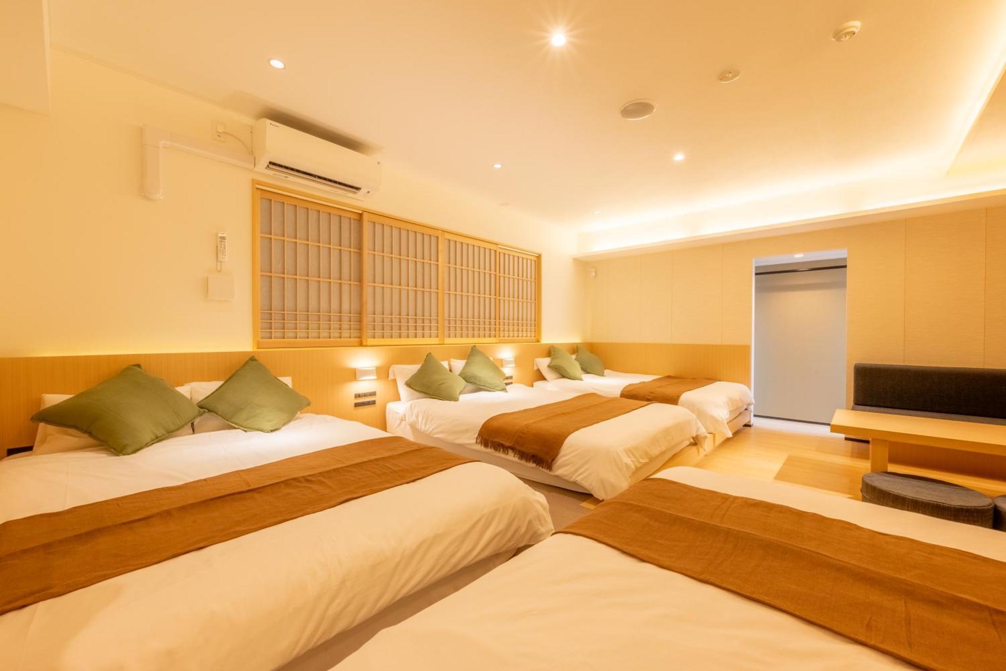 Comforts81 Shinsaibashi أوساكا الغرفة الصورة