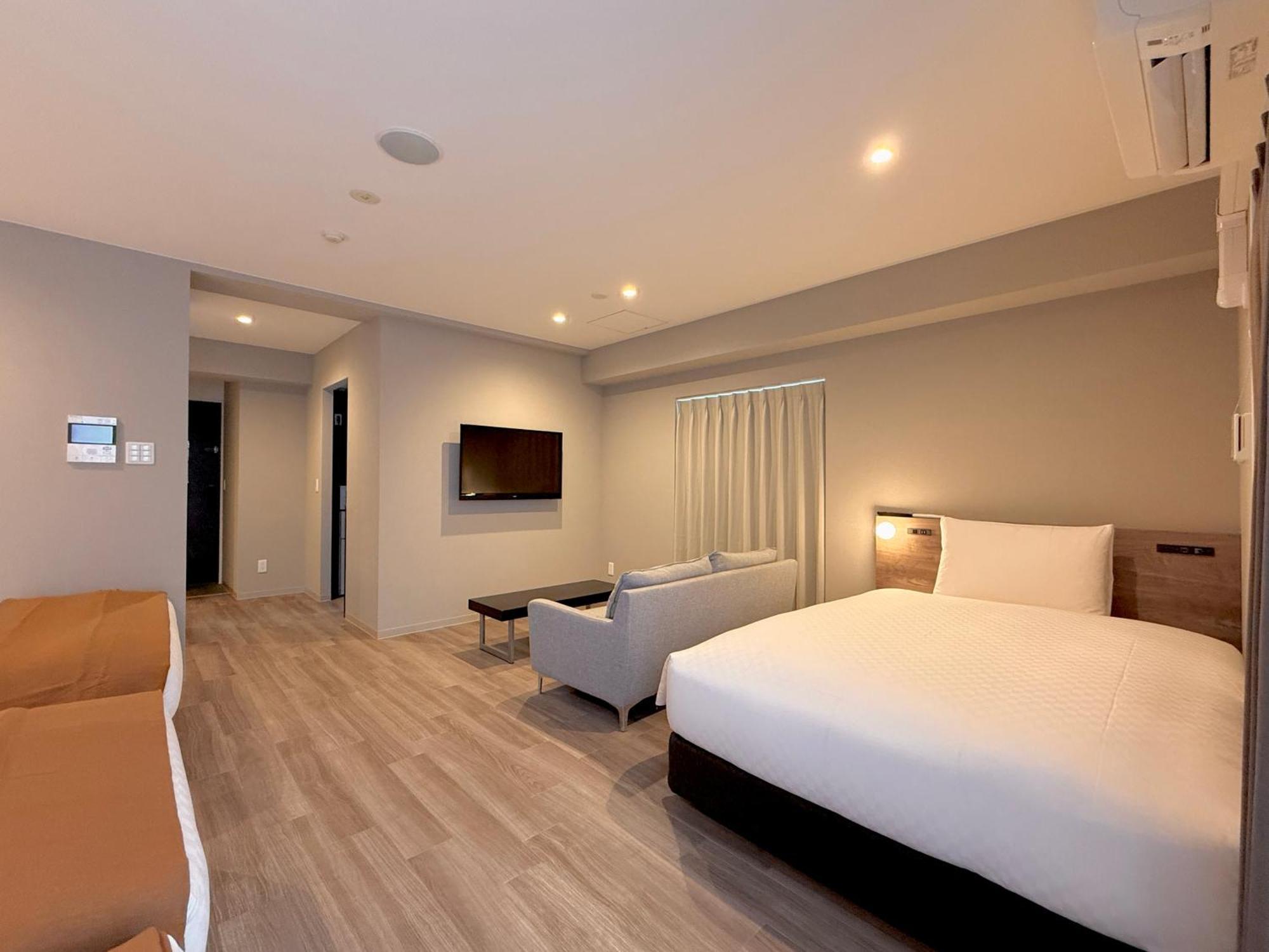 Comforts81 Shinsaibashi أوساكا الغرفة الصورة
